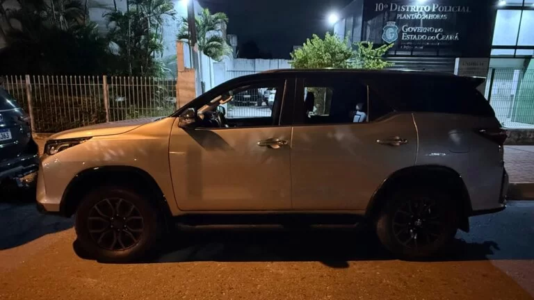 Dupla suspeita de furtar veículo de luxo no Cocó é presa em flagrante pela Polícia Civil