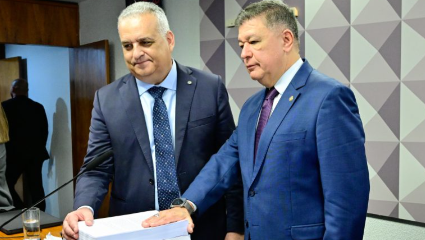 CPMI do INSS analisa relatório final com pedido de indiciamento de 216 pessoas