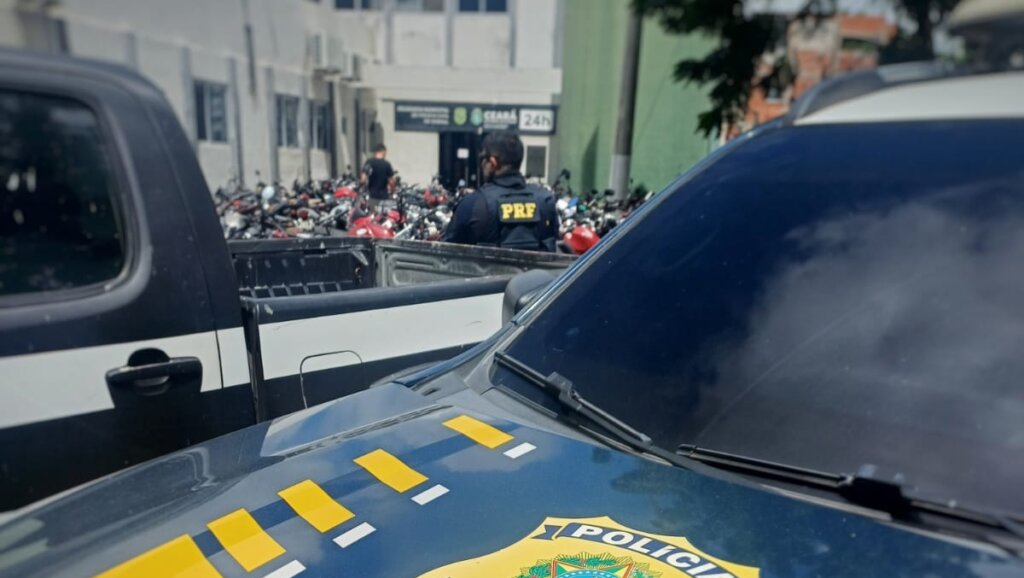 PRF captura, em Sobral, condenado por homicídio com pena superior a 10 anos