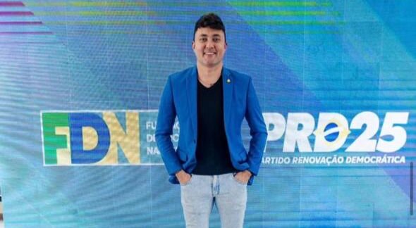 Michel Lins anuncia desfiliação do PRD e deixa presidência estadual do partido