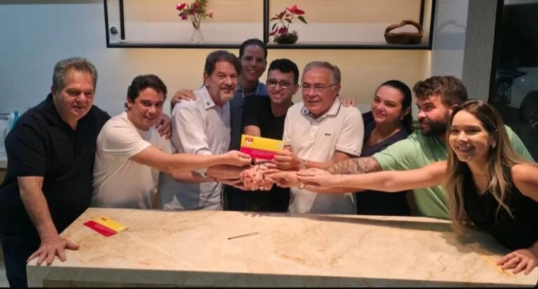 Antônio Martins se filia ao PSB e mira vaga na Câmara Federal