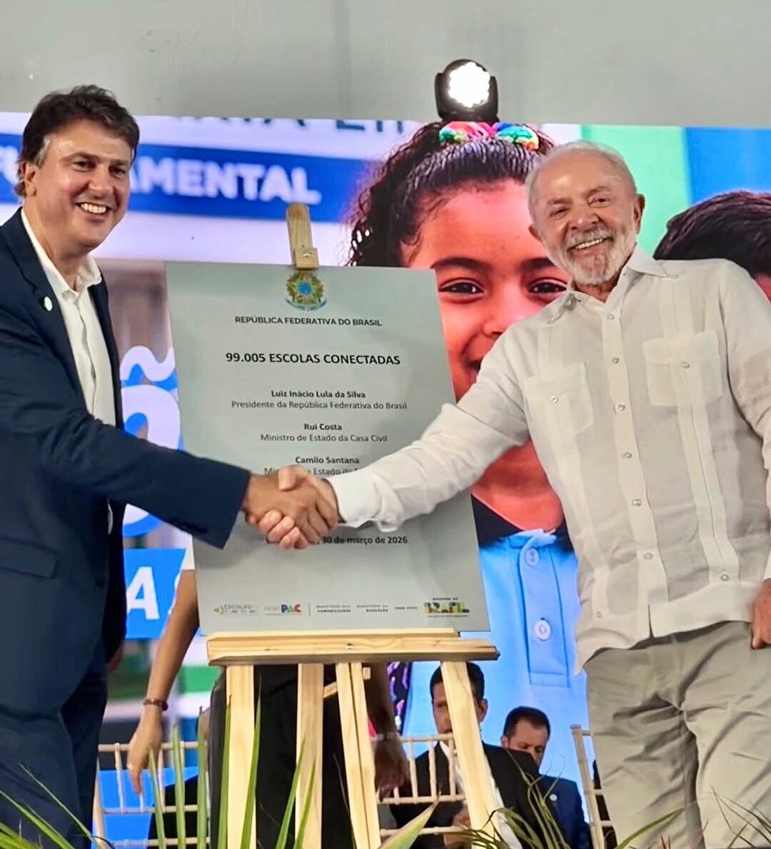 Lula anuncia saída de Camilo do MEC “para ser candidato a não sei o que”