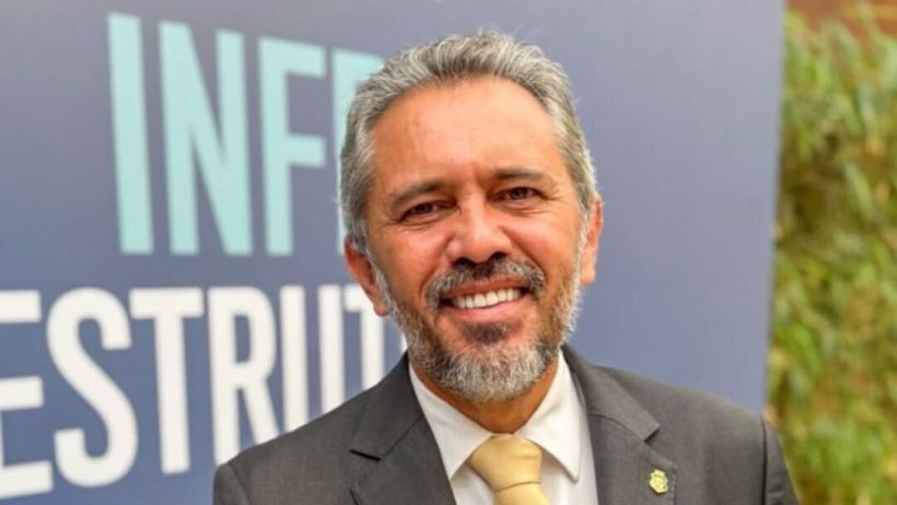 Governador Elmano reafirma candidatura à reeleição e reforça alinhamento com Camilo