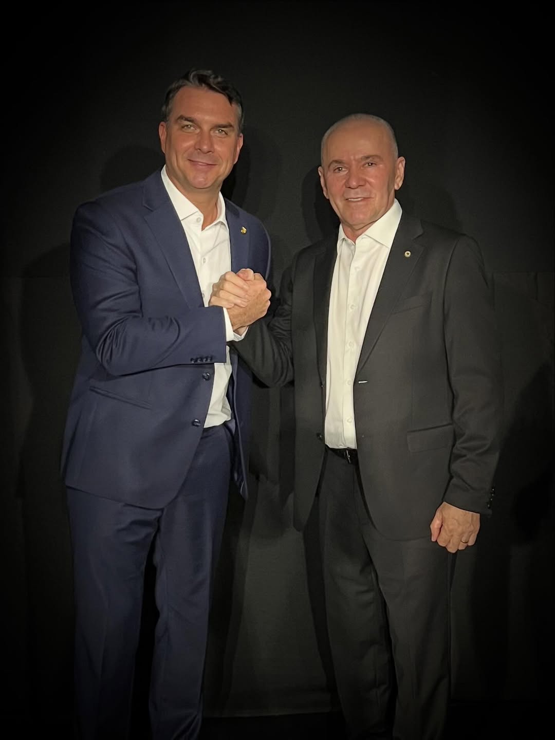 Candidatura de Alcides Fernandes ao Senado é confirmada após reunião com Flávio Bolsonaro