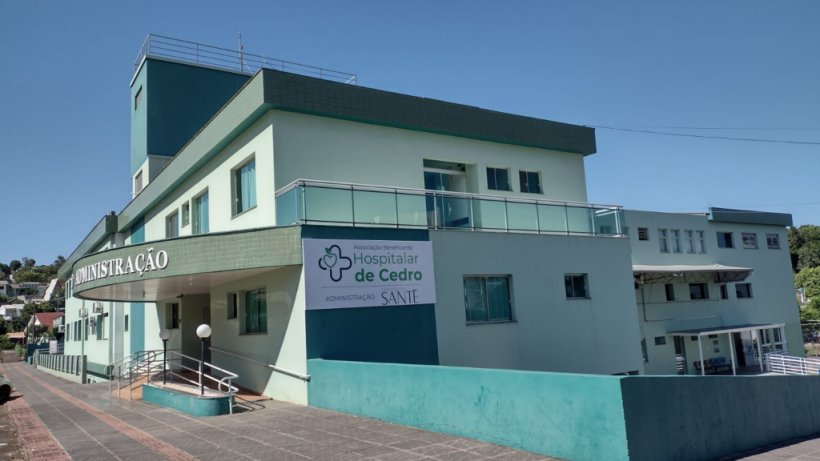 Rescém-nascida abandonada pela mãe é resgatada após ser encontrada por moradores