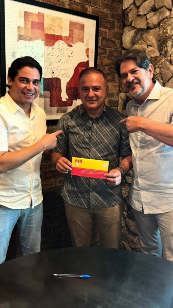 Cid Gomes esvazia PDT para eleger bancada de aliados no PSB