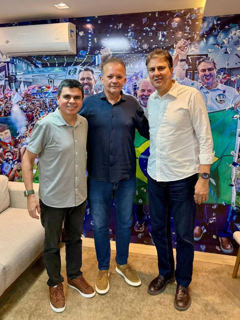 Camilo intensifica reuniões com lideranças do Ceará mirando reeleições de Elmano e Lula