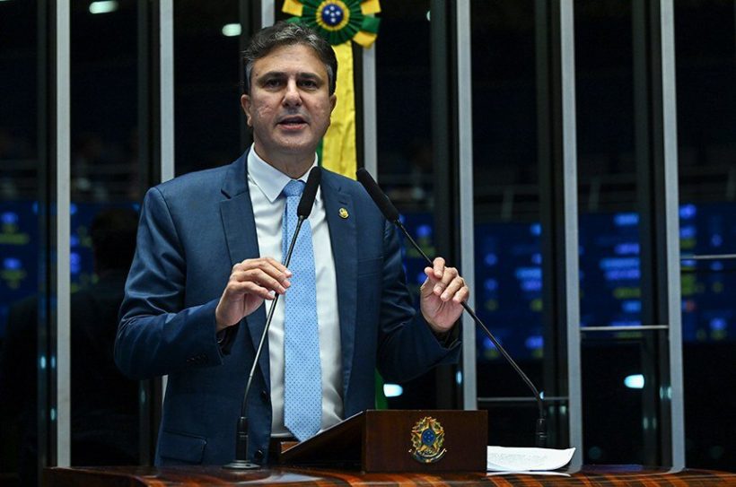 Camilo é cotado para substituir Lula na corrida ao Planalto