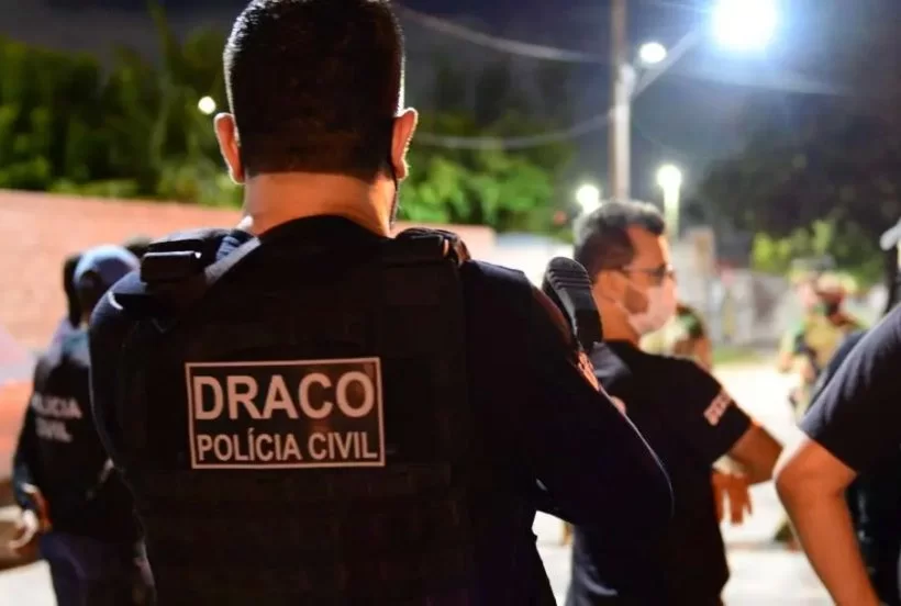 Empresário é preso no Aeroporto de Fortaleza suspeito de ligação com facção criminosa