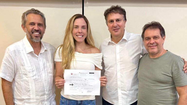 Vice-governadora, Jade Romero, anuncia filiação ao PT com apoio de lideranças políticas