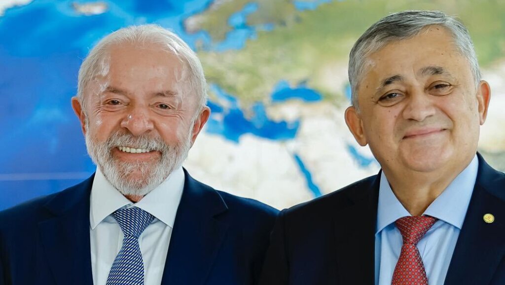 José Guimarães é empossado como novo ministro de Relações Institucionais