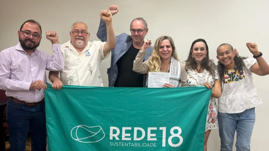 Luizianne troca PT pelo Rede Sustentabilidade e avalia se disputará vaga ao Senado