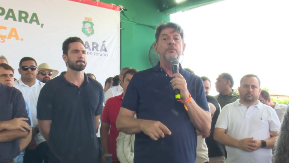 Cid destaca ações do governo e reafirma apoio a Elmano na disputa pelo Abolição