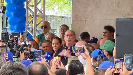 Ciro lança candidatura ao Governo do Ceará em Sobral e denuncia atuação de facções na política