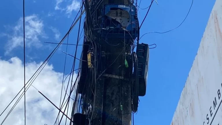 Vandalismo a provedor de internet interrompe serviço na Jacarecanga, em Fortaleza