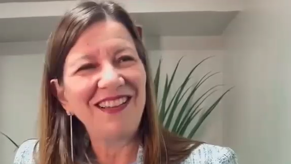 Lia Gomes rebate Camilo e nega traição de Ciro a Izolda Cela