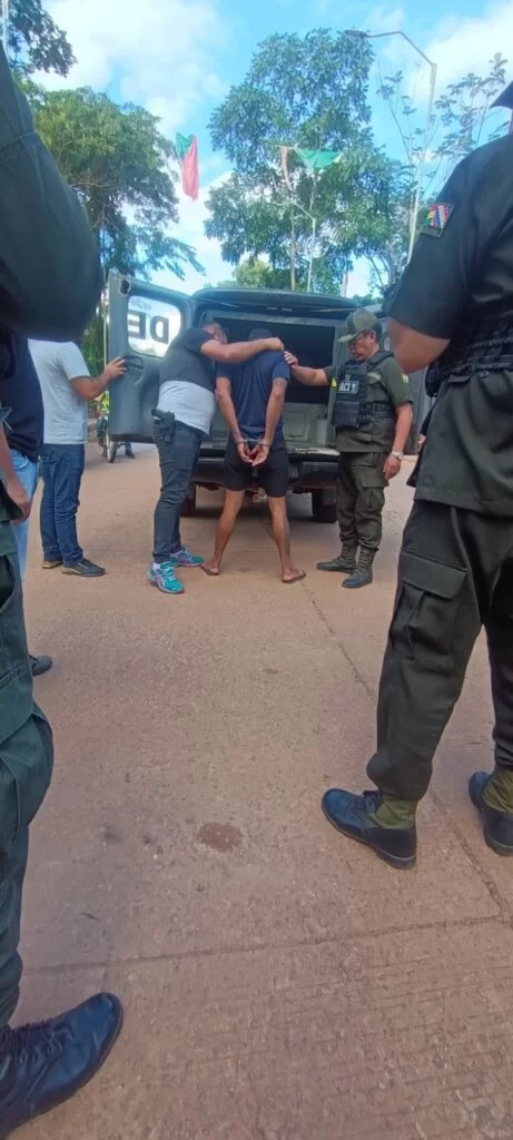 Integrante do CV de Caucaia, 'Chuck da Tabuba' é preso em Cobija, na Bolívia