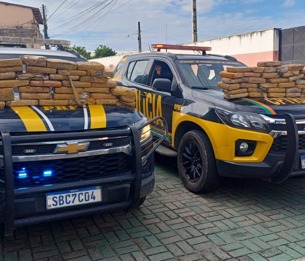 PRF e PMCE apreendem 67,5 kg de skunk escondidos em caminhão na CE-085, em Caucaia