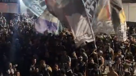 Torcedores do Ceará entram em confronto com a polícia durante protesto