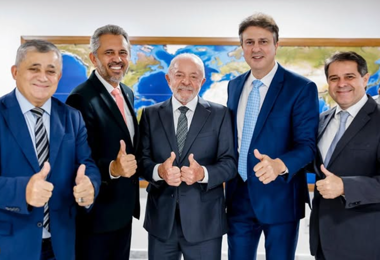 Lula recebe Elmano, Camilo, Guimarães e Leitão para definir chapa do PT no Ceará