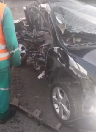 Motorista morre após bater carro em caminhão parado na BR-116