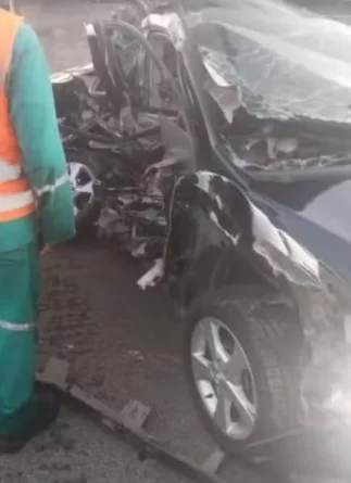Motorista morre após bater carro em caminhão parado na BR-116