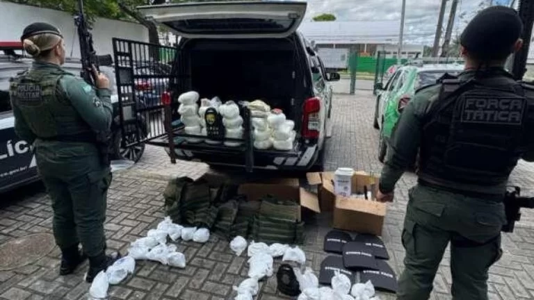 Polícia Militar apreende mais de 25 kg de drogas em Fortaleza