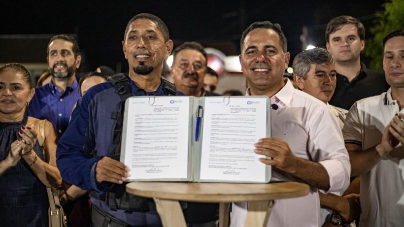Prefeito de Iguatu entrega veículos às secretarias e à Guarda Municipal