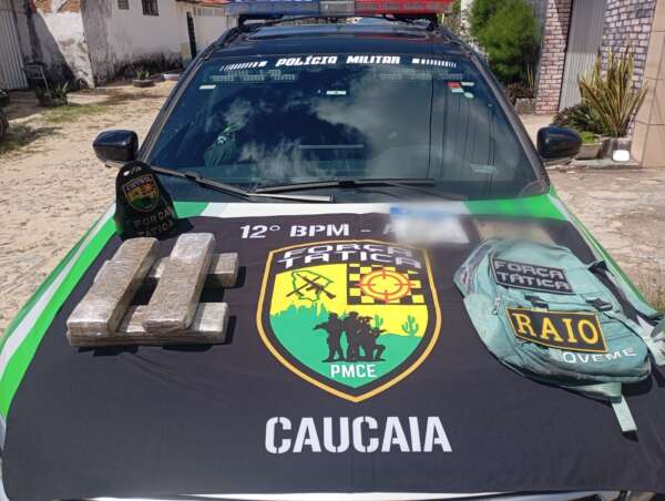 Polícia Militar apreende 4 quilos de maconha em Caucaia