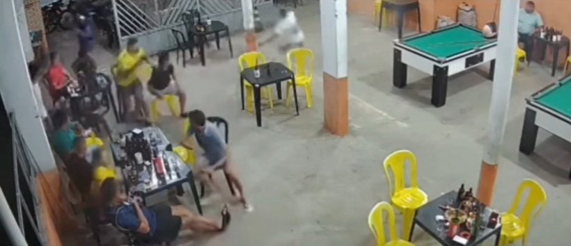 Homem é executado a tiros em bar no Centro de Farias Brito; Polícia Civil investiga o caso