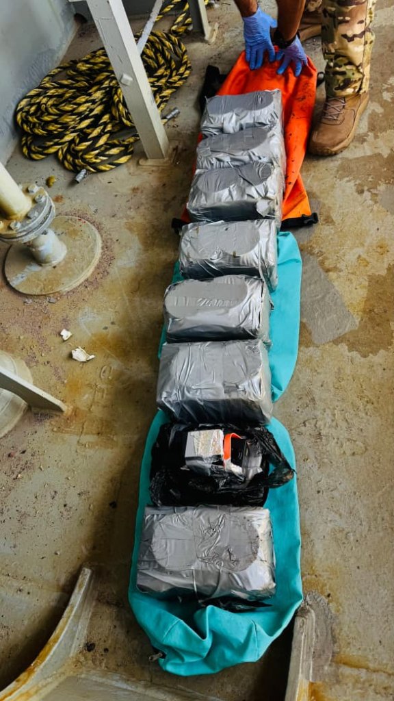 PF apreende 43 kg de cocaína em navio estrangeiro atracado no Porto do Mucuripe