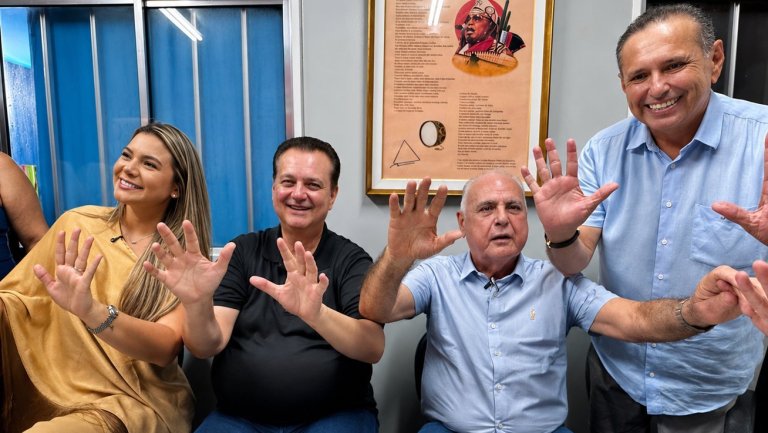 Prefeitos Roberto Pessoa e Larissa Camurça ingressam no PSD em ato com Kassab