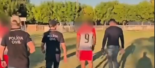 Suspeito de liderar grupo criminoso é preso durante partida de futebol em Iguatu