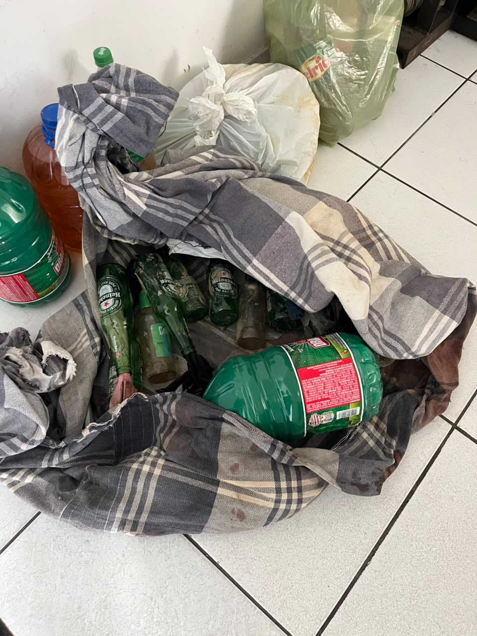 Grupo armado é interceptado e dois morrem em troca de tiros com a PMCE