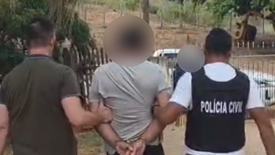 Dois homens são presos por logística de plantação com 290 mil pés de maconha em Acopiara