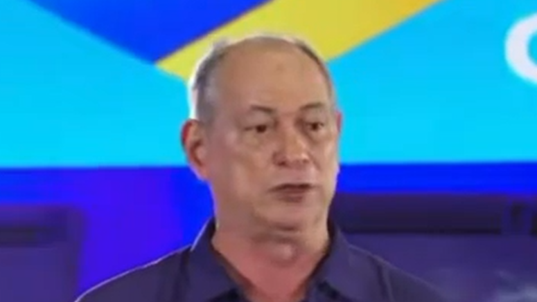 Ciro faz ataques a Camilo e Elmano em lançamento de candidatura ao Governo do Ceará