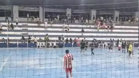 Confusão e tiros interrompem jogo de futsal em Limoeiro do Norte