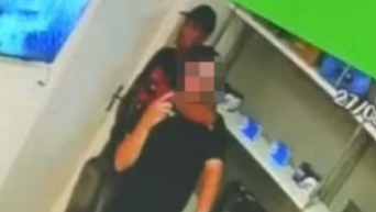 Homem faz quatro pessoas reféns em loja dentro de shopping em Fortaleza