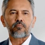 Governador Elmano reage a Ciro Gomes e contrapõe ataques com dados da gestão