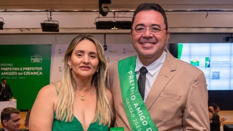 Prefeitos cearenses lançam esposas para disputar vagas na Alece e na Câmara Federal