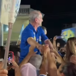 Ciro participa de ações de campanha em Maracanaú e Massapê