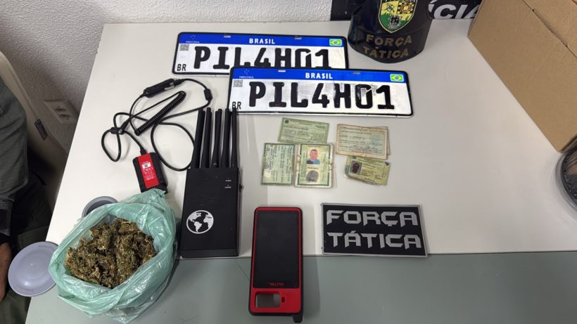 Ação da PM apreende caminhonete furtada e desmonta possível oficina clandestina