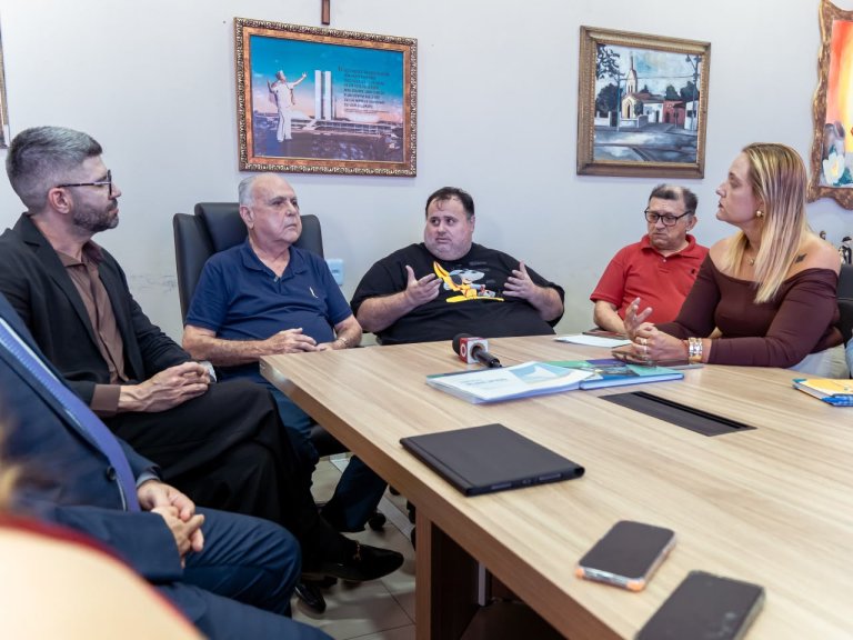 Maracanaú lança programa com acesso gratuito a canetas para obesidade e controle glicêmico