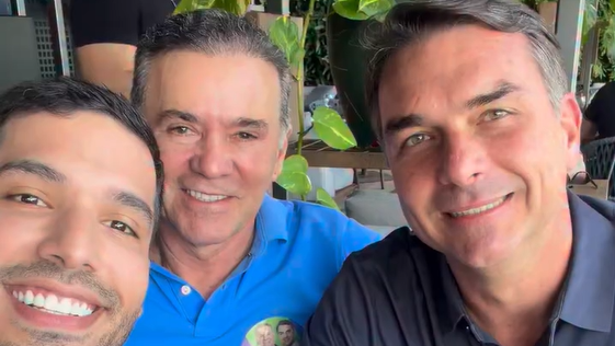 André e Alcides Fernandes convocam ato com Flávio Bolsonaro no Conjunto Ceará