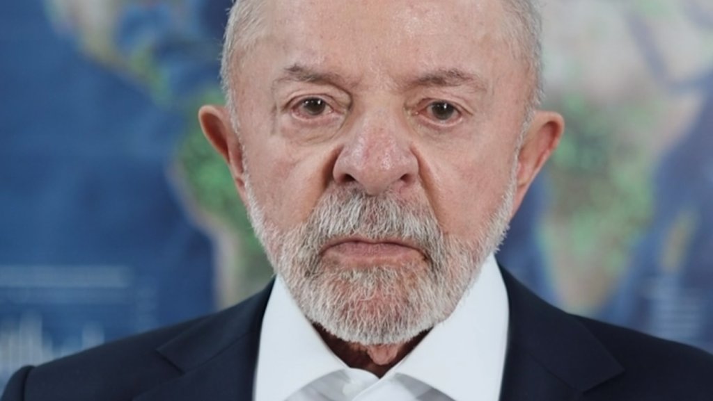 Lula cobra apuração sobre denúncias envolvendo políticos e autoridades no caso do Banco Master