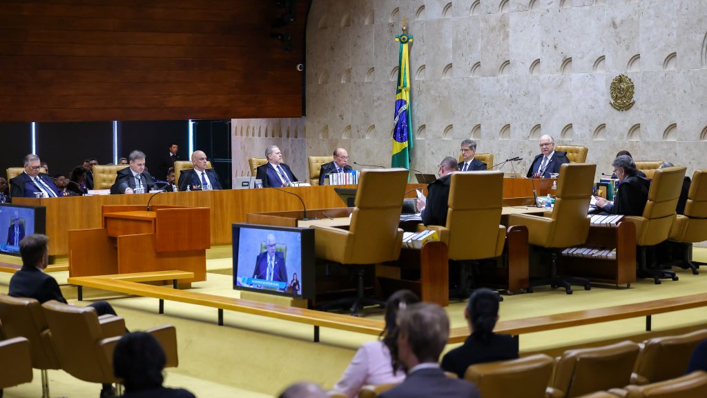 STF faz 4 a 3 para manter julgamentos separados de Moraes e Mendonça; Dino pede vista