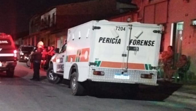 Manicure é encontrada morta dentro de casa no Conjunto Palmeiras