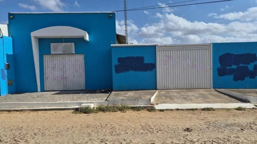 Polícia Civil prende trio suspeito de extorsão a provedor de internet em Groaíras