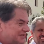 Cid Gomes vota em Sobral ao lado de Elmano e afirma que não é traidor