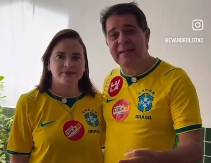 Evandro Leitão vota e pede voto em Lula no segundo turno
